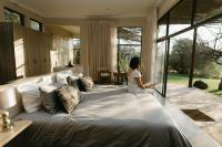Sensiri Plains Safari Lodge - Bed and Breakfast eMkhuze