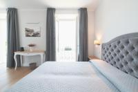 Camera Superior Matrimoniale/Doppia con Letti Singoli con Vista Lago