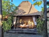 Tropical Retreat Villa - B&B