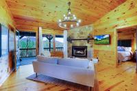 B&B Ellijay - A Rustic Hideout - Bed and Breakfast Ellijay