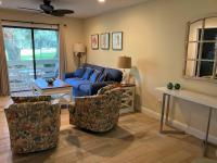 Cute 2 bedroom, 2 bath Condo at Folly Field Beach - Ferienwohnung Hilton Head Island