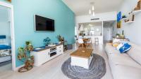 Town Centre & Beach At Your Door Step - B&B