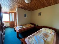 Tweepersoonskamer met 2 Aparte Bedden
