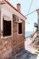 The Traditional House of Molivos - Chambres d’hôtes Míthymna