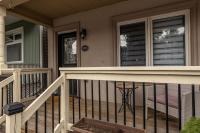 3BR Casa close to Woodbine Beach with deck area and WFH - B&B Toronto