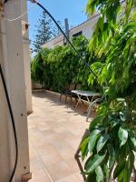 Cyprus Protaras Green Bay Beach House located behind thalassa apartments protaras - B&B