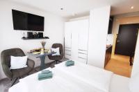 HH 05 by ROCKCHAIR - SUPERHOST Status - Modernes Apartment mit sonnigem Balkon & premium Boxspringbetten in Winterhude - Hamburg Top Geheimtipp - Ferienwohnung Hamburg