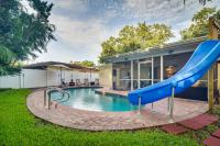 Largo Retreat with Private Pool, Slide and Treehouse! - Chambres d’hôtes