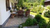 Haus Petra - Bed and Breakfast