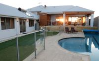 Seascape Retreat I Private Properties - B&B