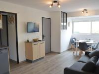 Appartement Refait à Neuf, 5 Couchages, à 50m de la Plage, Parking Privé - Narbonne Plage - FR-1-229B-95 - Chambres d’hôtes Narbonne