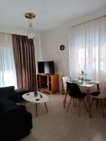 3 min from central station No2 private free parking - Bed and Breakfast Thessaloniki