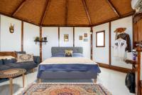 Best view Cosmic cabin In Eco village - Bed and Breakfast Kelil