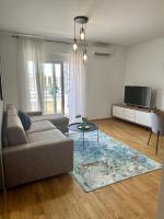 Apartmen Bono Lux 2 City Kvart - Bed and Breakfast Podgorica