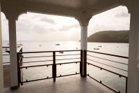 TI PUNCH, appartement 3 pièces neuf, front de mer - B&B Les Anses-d'Arlet