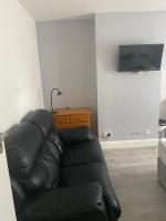 Camera Matrimoniale con Bagno in Comune 