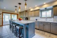 Lakefront Syracuse Home w/ Deck & Private Dock! - B&B Syracuse