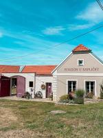 Penzion U Kapličky - Bed and Breakfast Znojmo