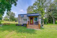 B&B Abingdon - Abingdon Vacation Rental Tiny Home on 10-Acre Farm - Bed and Breakfast Abingdon