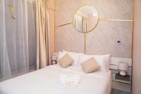 Jade Serenity 2BR Retreat -Masdar City - Ferienwohnung Al Qurayyah