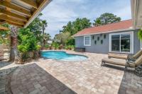 Shipwrecked - Private Pool Home, Game Room, 5 Min to Beach, Pets OK, & More! - B&B Panama City Beach