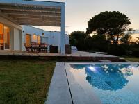 Summer Villa in Porto Rafti - B&B