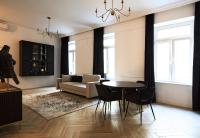 Komfortowy apartament z parkingiem, 70m2, Śródmieście -klimatyzacja, dostęp na kod-Polonia Resident - Bed and Breakfast Łódź