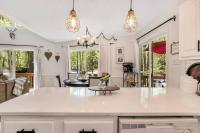 3 bedroom Rental pet friendly, fireplace, hot tub, near ski resorts - Chambres d’hôtes Albrightsville