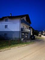 Appartamento con 3 Camere da Letto