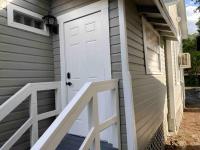 Chic Bungalow Apartment steps from Armature Works & Downtown Riverwalk - B&B Tampa