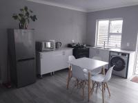 B&B Cape Town - Balmoral Apartment - Bed and Breakfast Cape Town