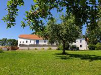 Ferienhaus "Entenhaus" im Gutshaus De La Fontaine - Chambres d'hôtes Feilsdorf