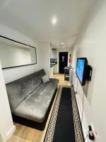 Exclusive Private One Bedroom Suite - B&B Londra