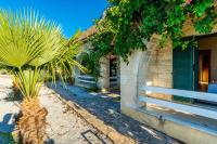 Villa Terpsichore St George Retreat BY APOKORONAS-VILLAS - Bed and Breakfast Kókkinon Khoríon