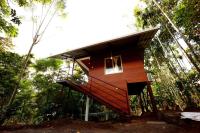 Deluxe Room (2 Adults + 1 Child)