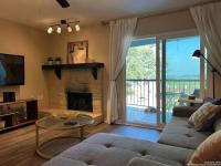 Lake Views, Sleeps 4, Pool, Pets Welcome! - B&B Canyon Lake