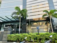 The Alfred Fern - Modern 2-Bedroom Apartment with Pool in Prime Colombo 3 - B&B Colombo