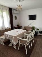 B&B Krasno Gradishte - Къща за гости Ива - Bed and Breakfast Krasno Gradishte