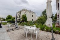 B&B Mestre - Mestre Marcellina Modern Apt with Private Parking! - Bed and Breakfast Mestre