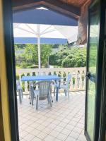 Apartment mit Balkon