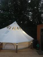 Bee Glamping Farm