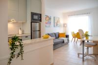 Sol Amarillo - B&B Corralejo