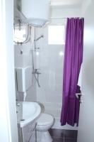 Doppelzimmer mit Bad und Balkon