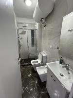 Center, Selvia White Apartment - Ferienwohnung Tirana