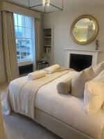 Luxury Georgian Apartment - 5 Minute Walk to Spa - B&B