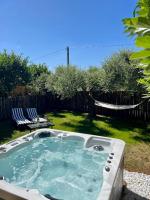 B&B Ronciglione - Natuscia Country Villa - Private Jacuzzi - Garden - Bed and Breakfast Ronciglione