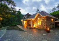 Tiyans Stone Castle Private Tea Villa Vagamon by VOYE HOMES - B&B