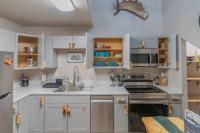 Central Driftwood 2.0 - B&B North Pole