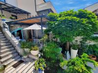 Tweepersoonskamer met Terras