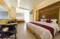 Habitación Doble Deluxe con balcón y vistas al mar